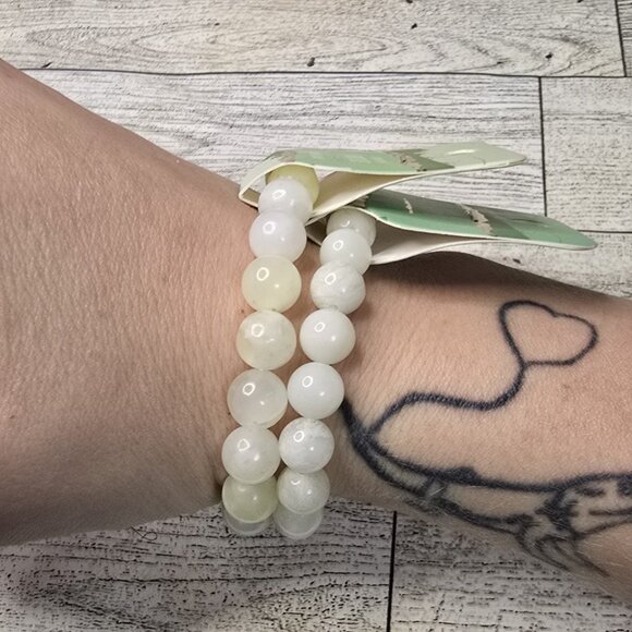 Chinese Jade Crystal Bracelet - Picture 2 of 4